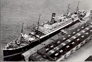 Nieuw Amsterdam_sm.jpg (26738 bytes)